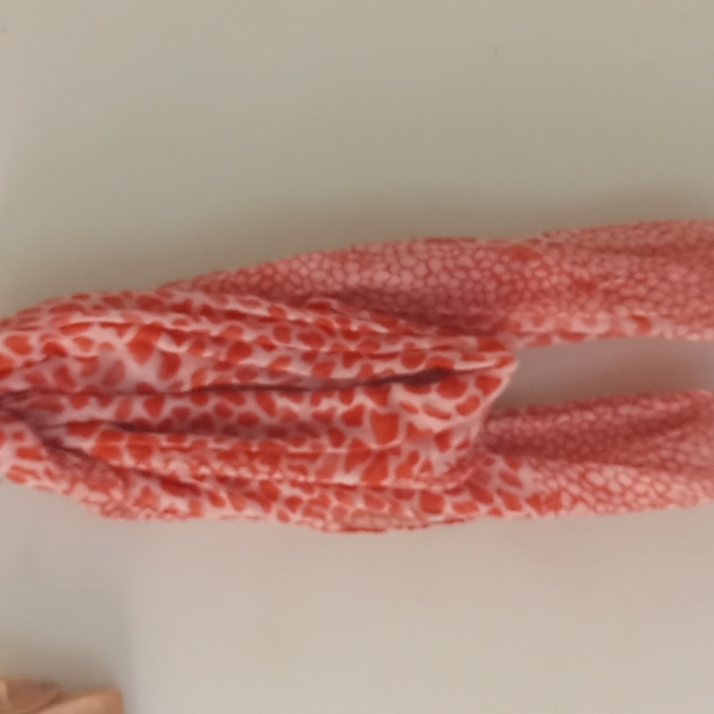 Super cute lightweight scarf